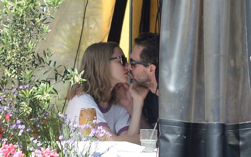 Amanda Seyfried, Thomas Sadoski