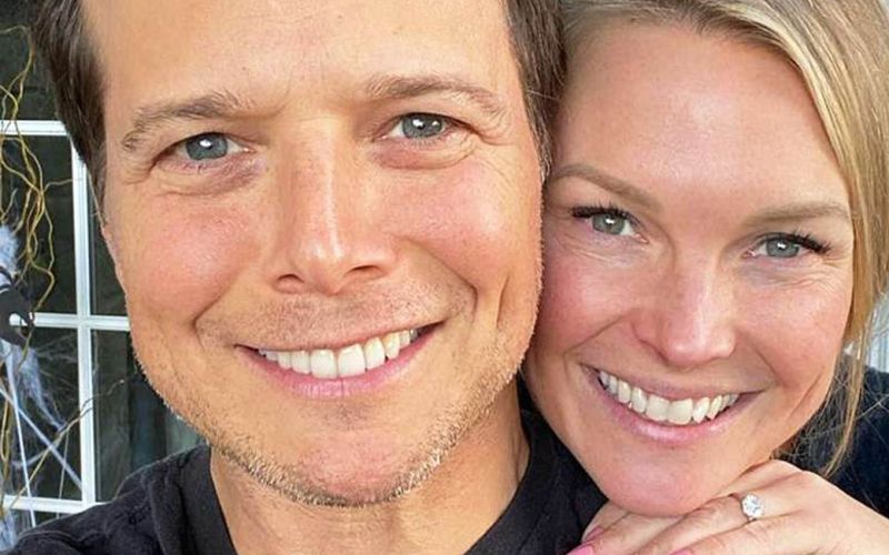 Scott Wolf,  Kelley Wolf