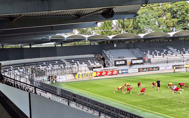 fazanerija stadion.jpg