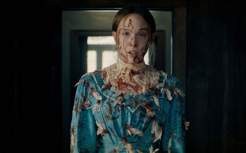 Ella Beatty kot Lizzie Borden v Netflixovi seriji, ki nerešeni primer dvojnega umora prepleta z izmi