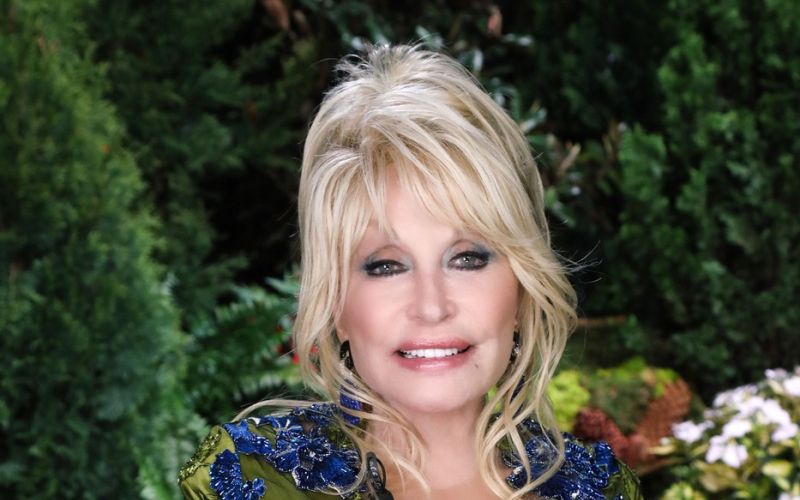 Skrivno zdravljenje in vojna za zapuščino Dolly Parton