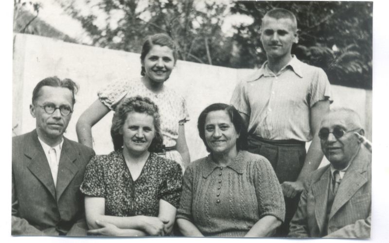 fran-ros, izgnanstvo, pesnik