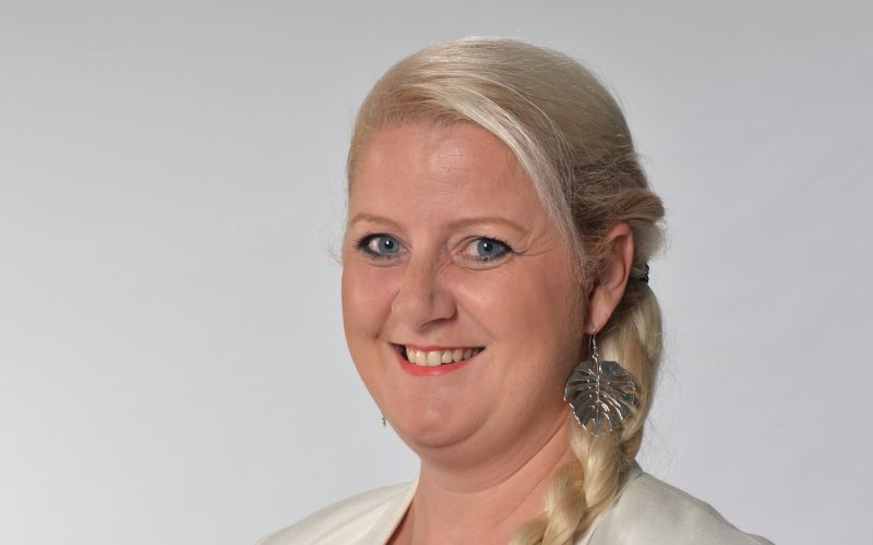 PETRA LIPIČNIK 1.jpg