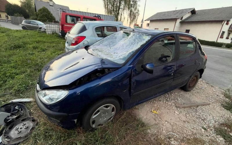 preska, peugeot, unčen.jpg