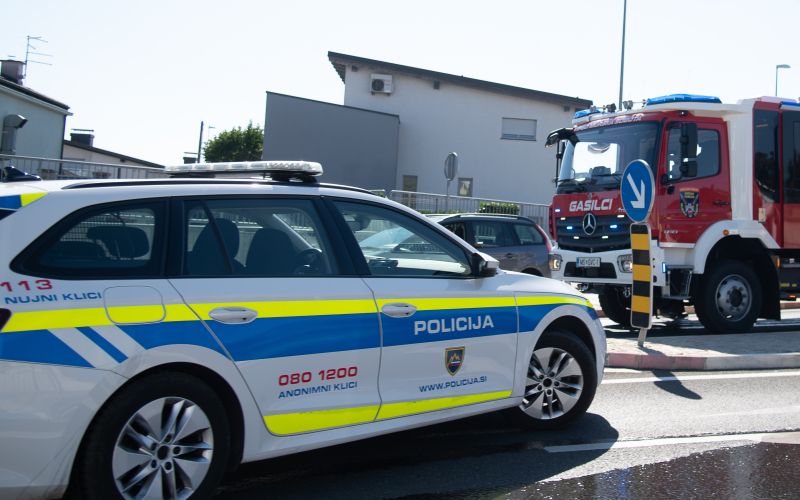 požar, goreči-avto, pogoreli-avtomobil