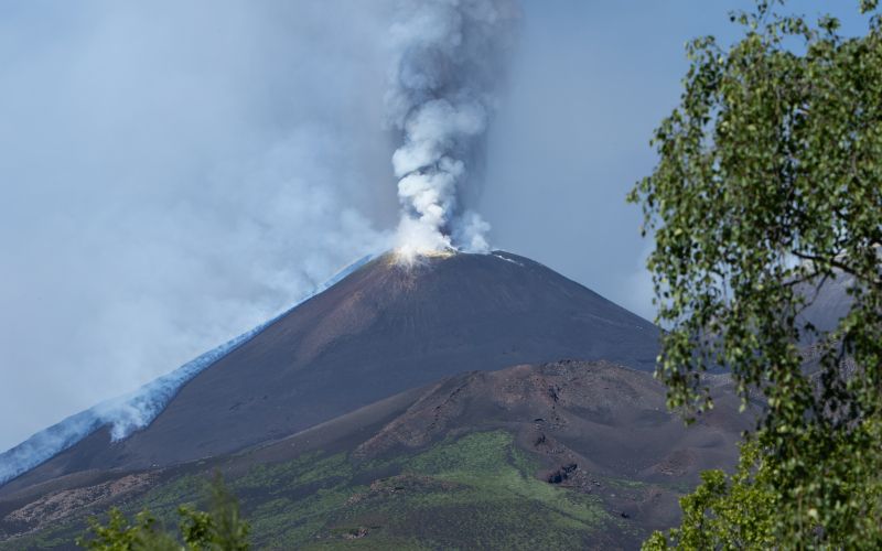 etna, vulkan, sicilija, izbruh, pepel