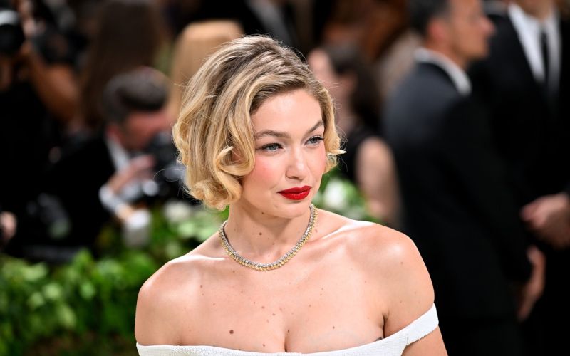 Old money paž, gigi Hadid