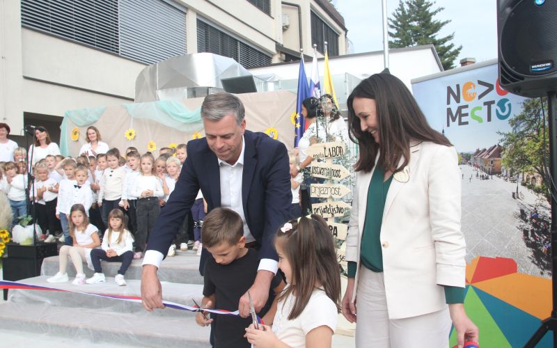 odprtje-prizidka-k-vrtcu-labod