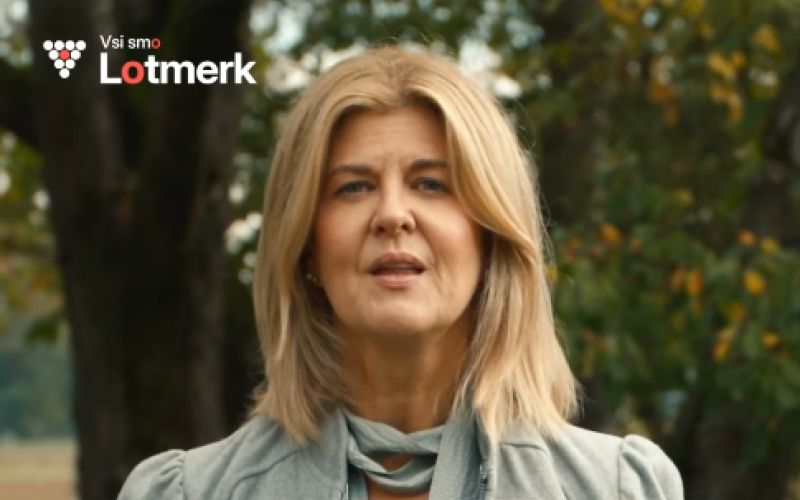 ROMANA FIŠINGER.png