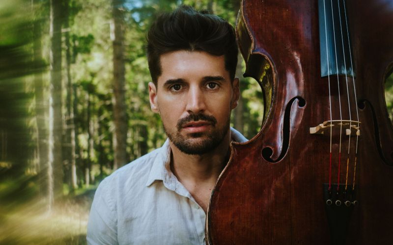 Luka Šulić se na novem albumu »Road to Joy« predstavlja v intimnejši in izrazito avtorski luči, iska