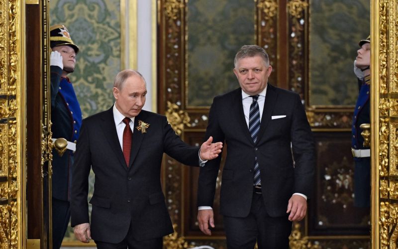 vladimir putin, robert fico.jpg
