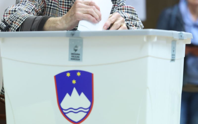 volitve volilna skrinja