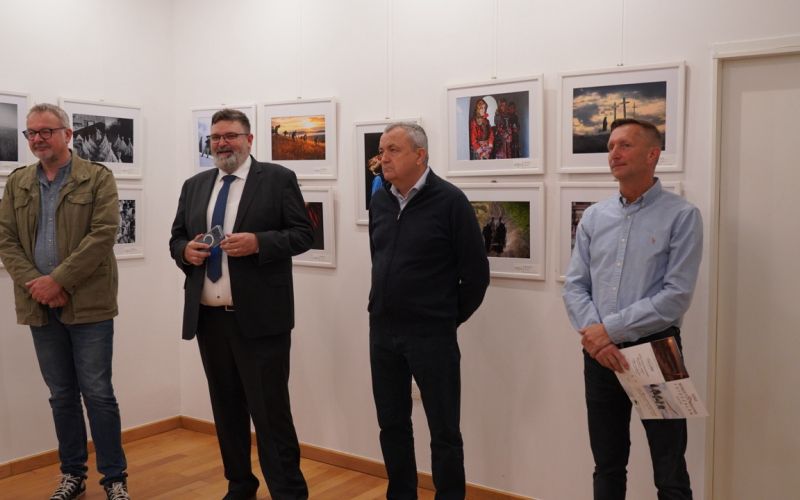 center-banffy, razstava, madzarski-fotografski-salon