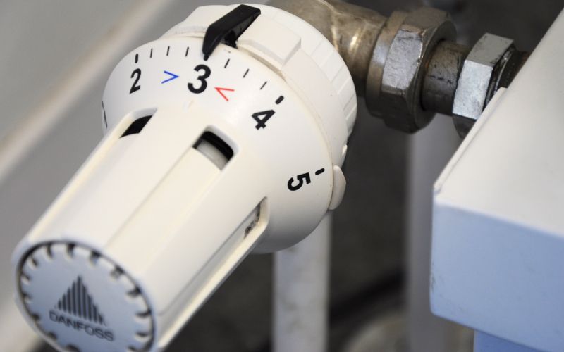 ri-thermostat-250556.jpg