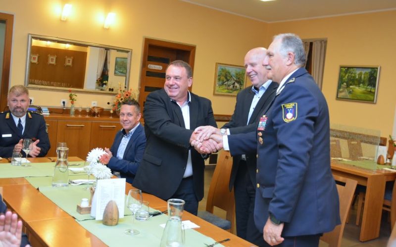 Gasilci Vojnik Dobrna.JPG