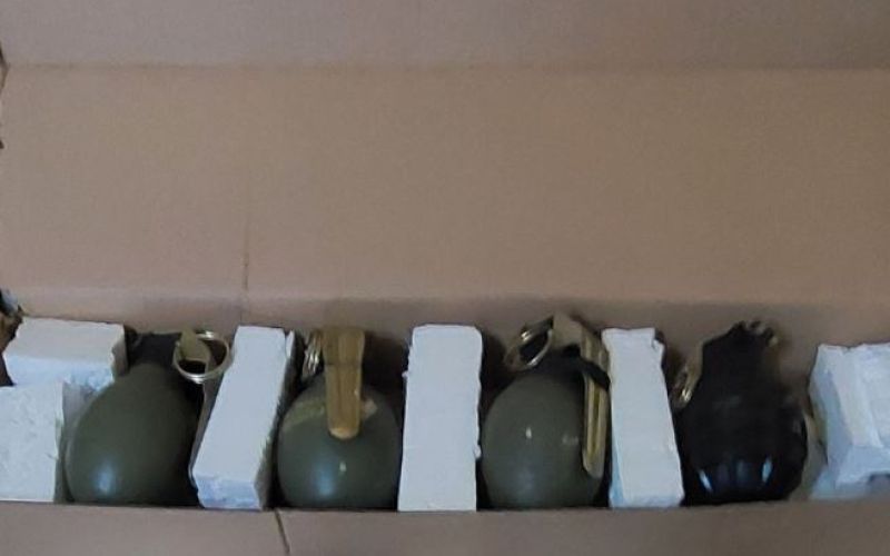 ročne bombe.JPG