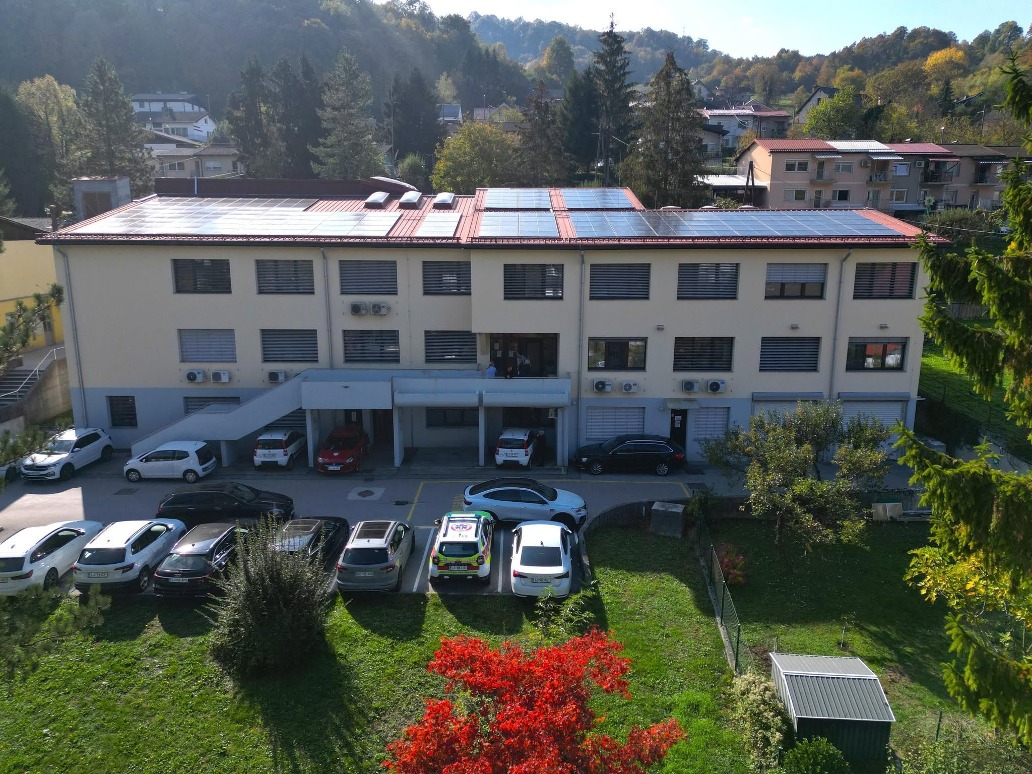 Zdravstveni dom  Hrastnik.jpg