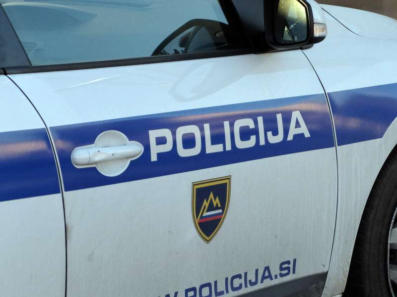 Mariborski policisti iščejo ukradenega črnega golfa GTI