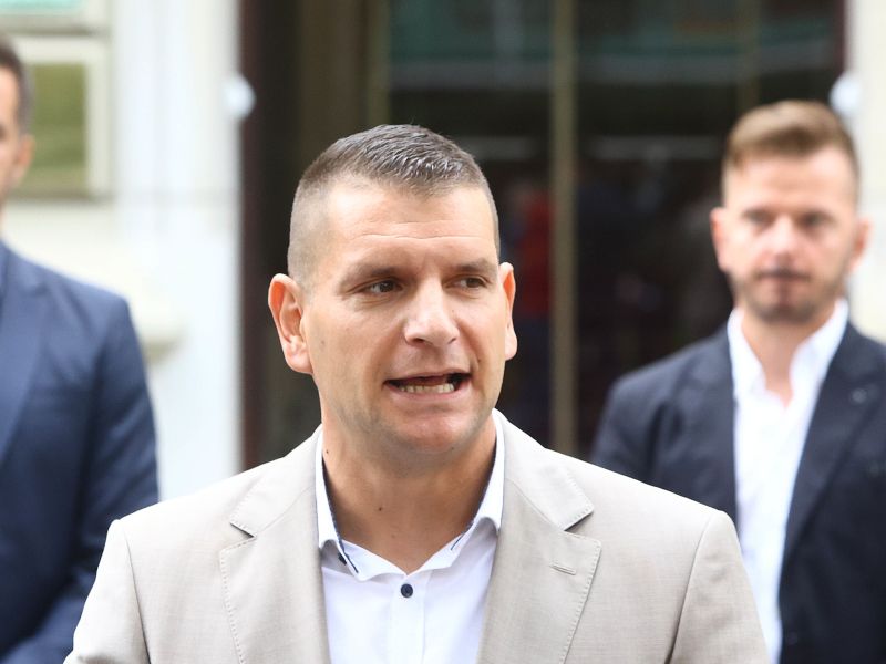 Iz politike v šport: Znan politik presenetljivo novi predsednik zveze