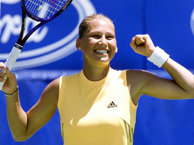 Jo spoznate? Noseča Kurnikova komaj prepoznavna, poglejte si jo