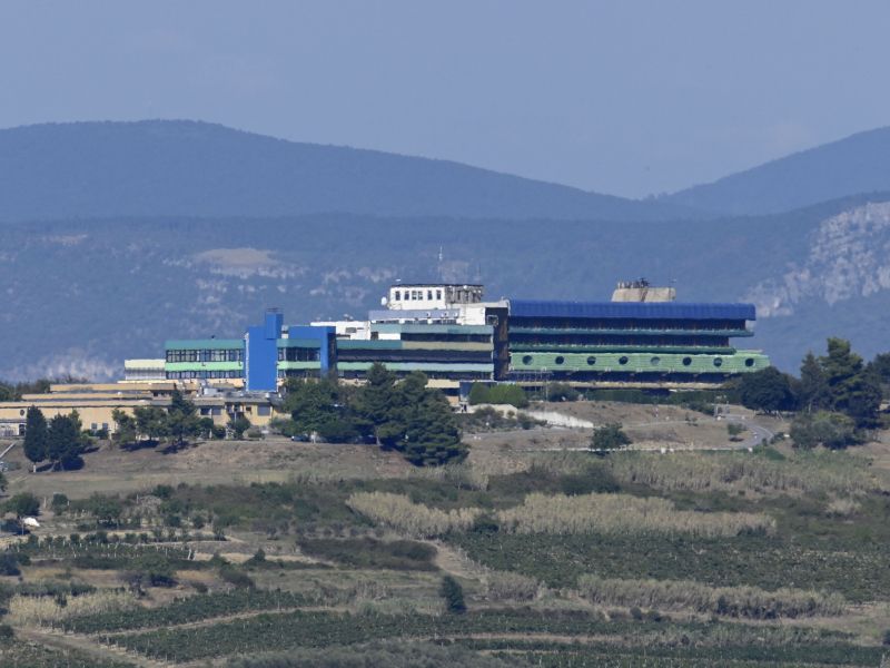 Izolska bolnišnica se zaradi višjih plač zdravstvenih delavcev sooča s poslabšanjem likvidnosti