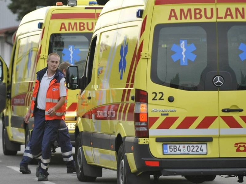 Tragedija na Hrvaškem: V silovitem trčenju umrle štiri osebe (foto)