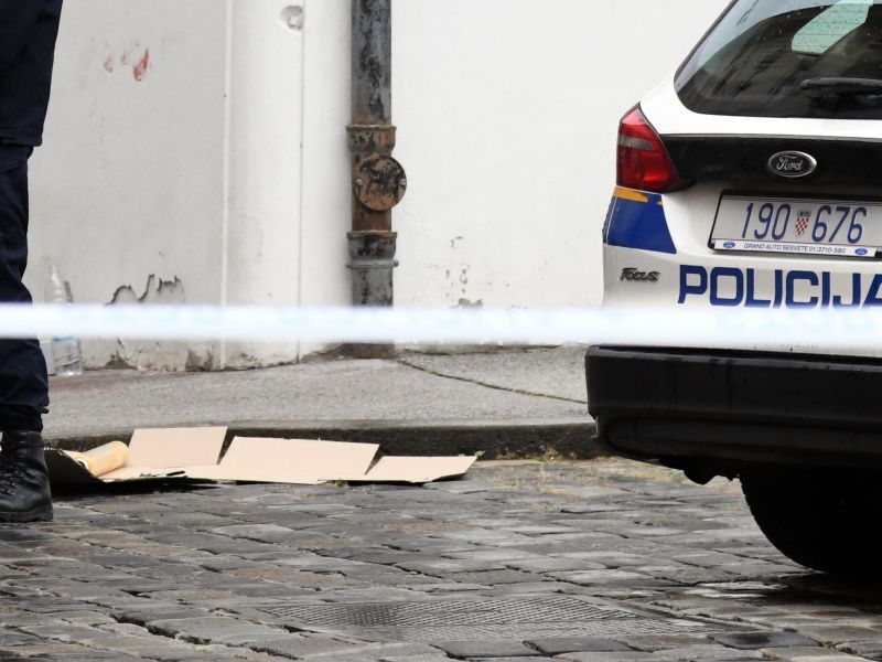 V Zagrebu tuj državljan hudo poškodoval starejšo Slovenko