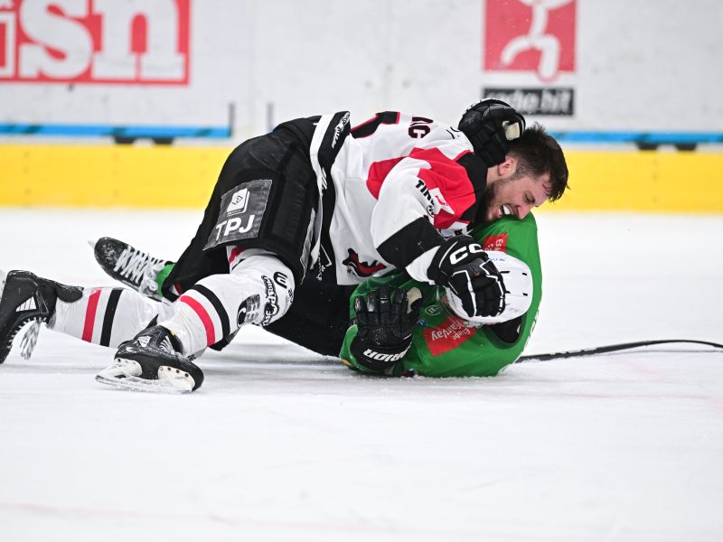 Kdaj bo derbi? Olimpija in Jesenice pred začetkom sezone z norim sporočilom
