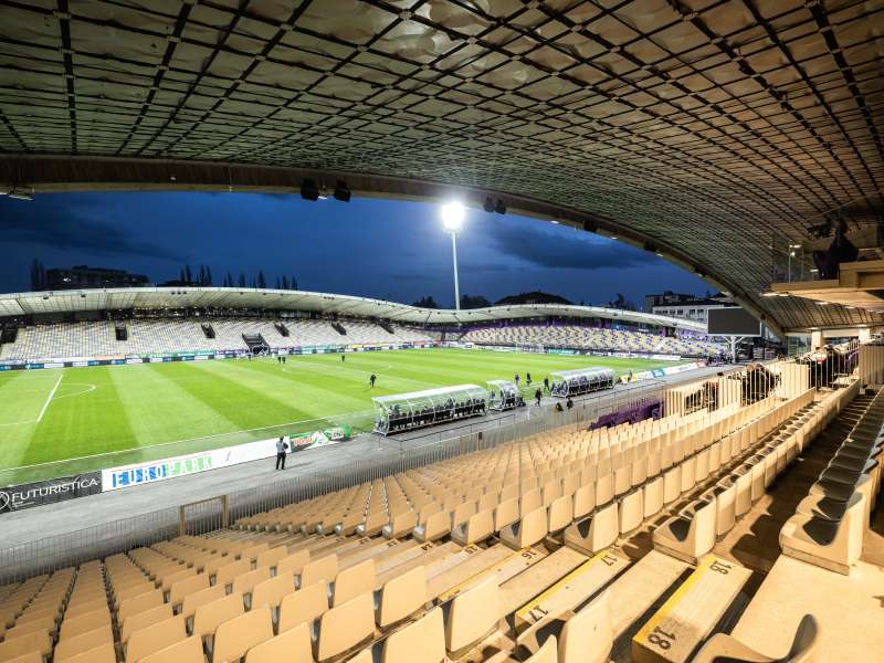 Novinarske konference Maribora pred derbijem se je udeležil en sam novinar