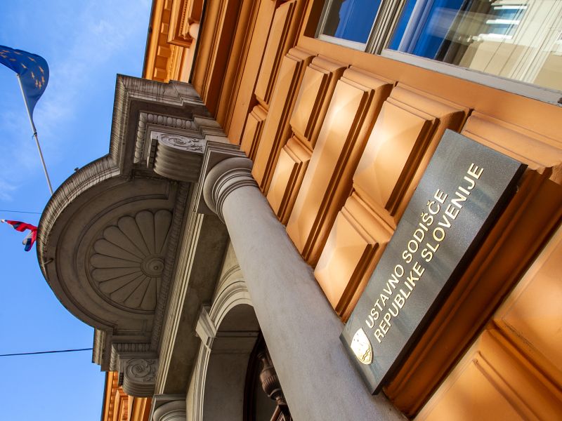 Ustavno sodišče zavrglo zahtevo Fidesa: Brez ocene ustavnosti o več členih