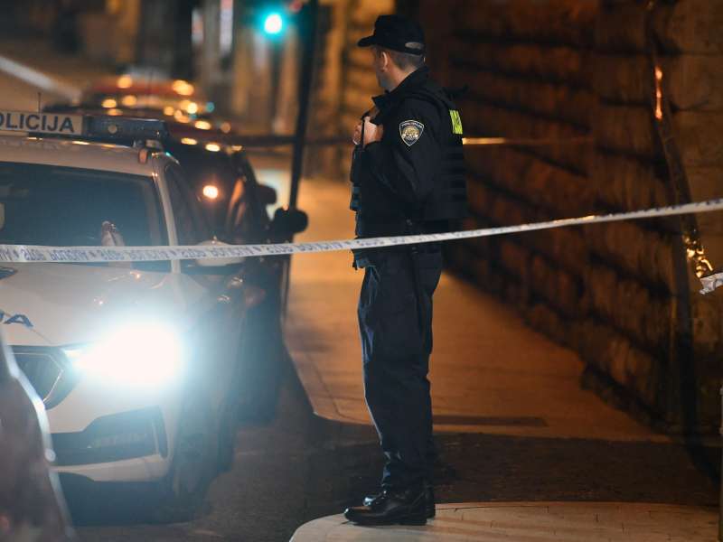 Lastnik lokala v Umagu o »nesramnih in nekulturnih« Slovencih, pretepeni 32-letnik iz izolske bolnišnice drugače