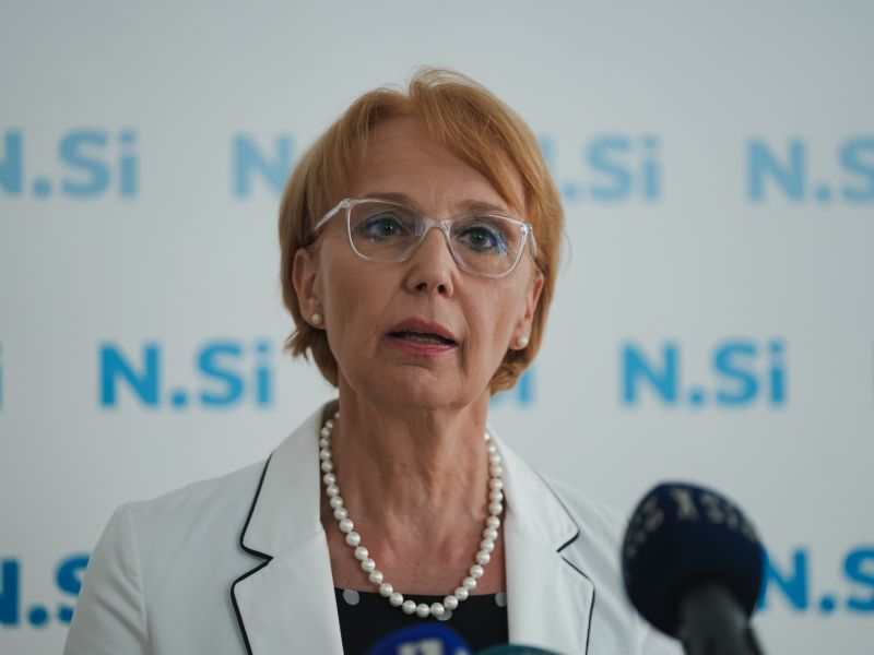 NSi zaradi bolezni modrikastega jezika ministrici grozi z interpelacijo