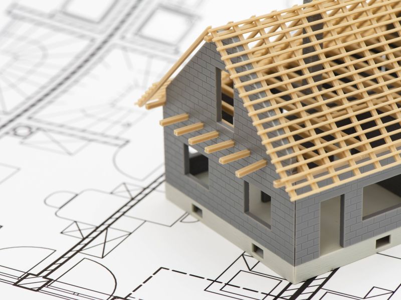 V Sloveniji septembra izdanih več gradbenih dovoljenj za stavbe