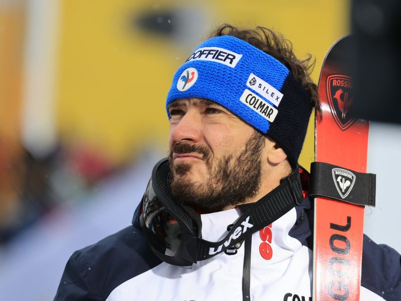 Po grozljivem padcu so mu odstranili del lobanje: Smučarska zvezda se vrača