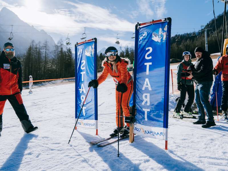 Veleslalom zvezd in zimski glasbeni spektakel v Kranjski Gori