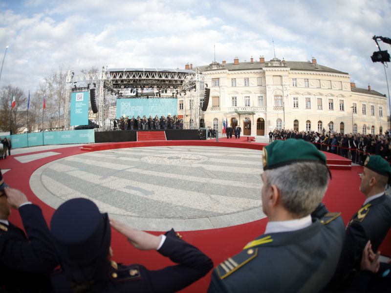 preberi.si - Zgodovinski mejnik: Evropska prestolnica kulture je uradno ...