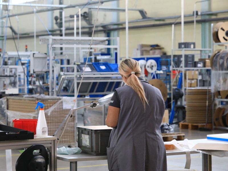 205.000 evrov za delodajalce: Država rešuje 1600 delovnih mest