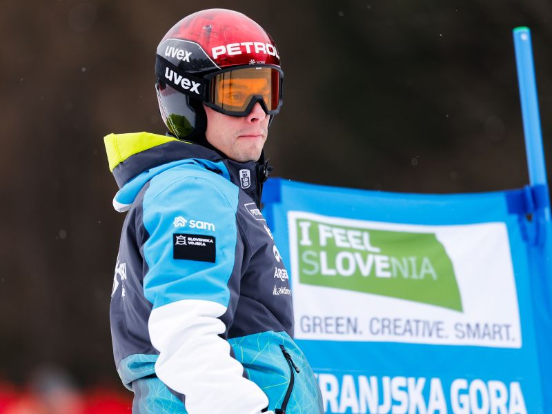 Slovensko smučanje v globoki luknji - hejho, hejho, mi v rudnik zdaj gremo