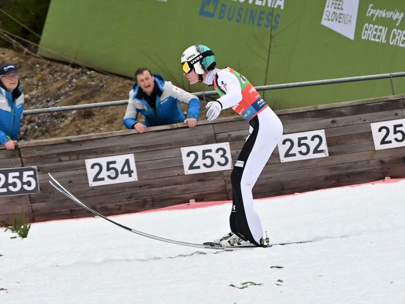 Planica pred revolucijo, napoved osupne: Prevčev rekord kmalu stvar preteklosti?