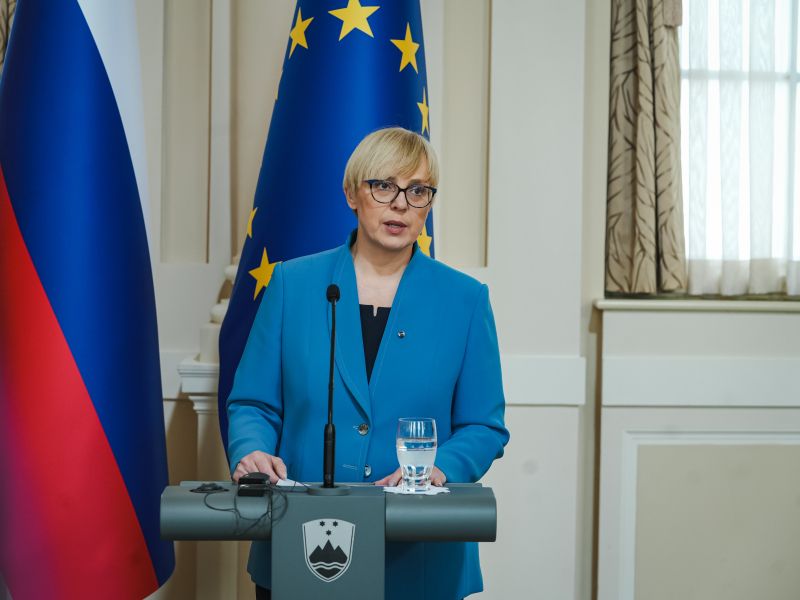 Predsednica z ožjim izborom za ustavne sodnike