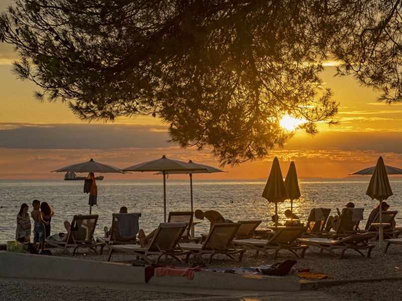 Občina Ankaran začasno zamrznila izvajanje proračuna zaradi upada prihodkov