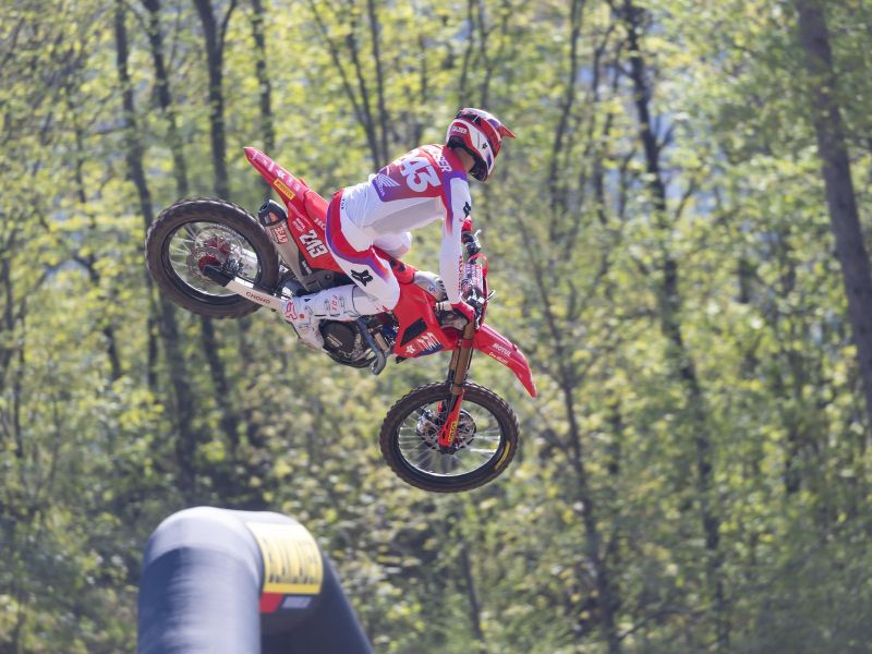 Tim Gajser potrdil odhod iz Honde, se seli k temu velikanu?