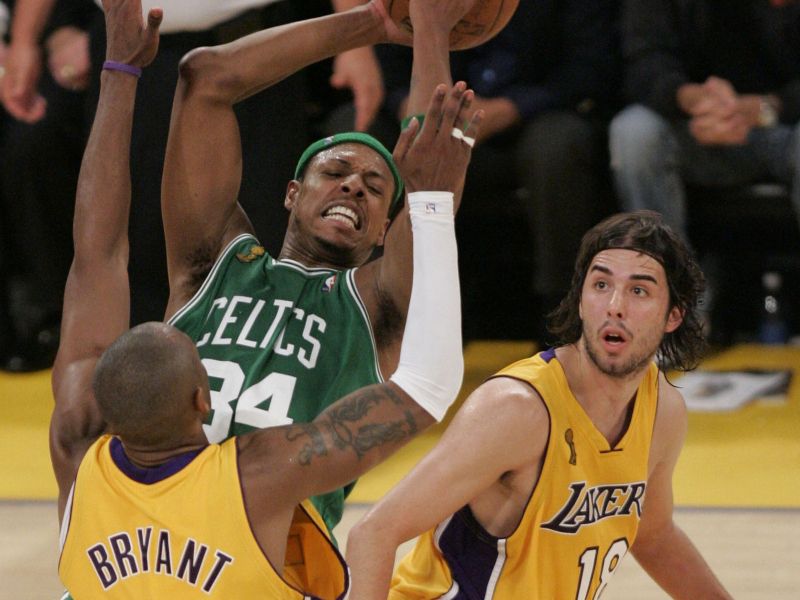 Zvezdnik izgubil stavo, potem pa z norim dejanjem ukradel šov končnici lige NBA (video)