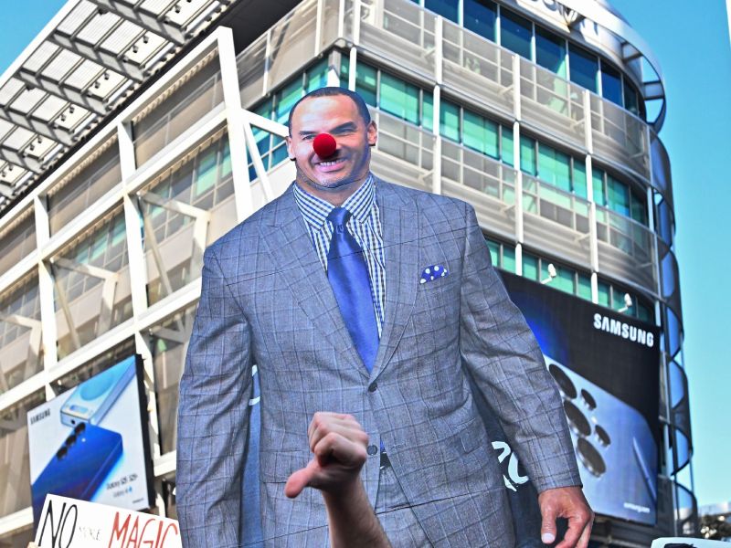 Nico dobil nogo in storil nepričakovano, poteza odmeva, to je njegov odziv