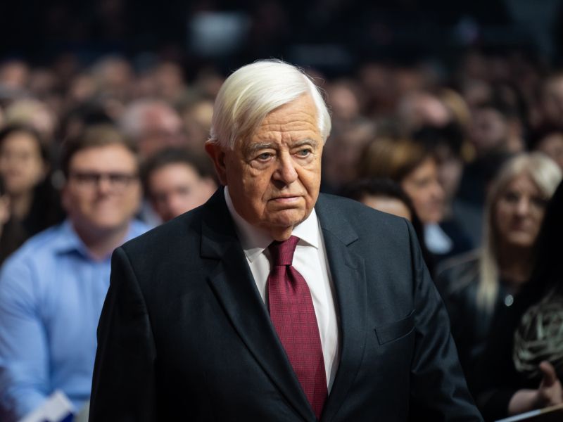 Milan Kučan: &quot;Ne smemo sprejeti vojne kot načina življenja&quot;