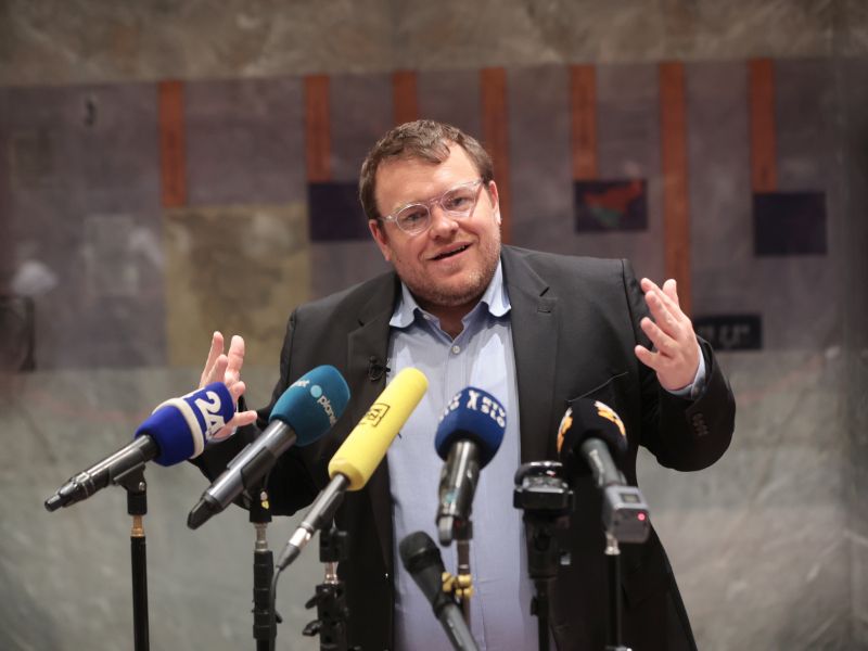 Tokrat so za interpelacijo izbrali ministra Maljevca