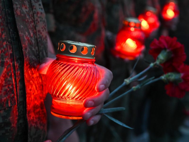 Grozljiv umor. Nekdanjega zimskega asa zabodli v grlo