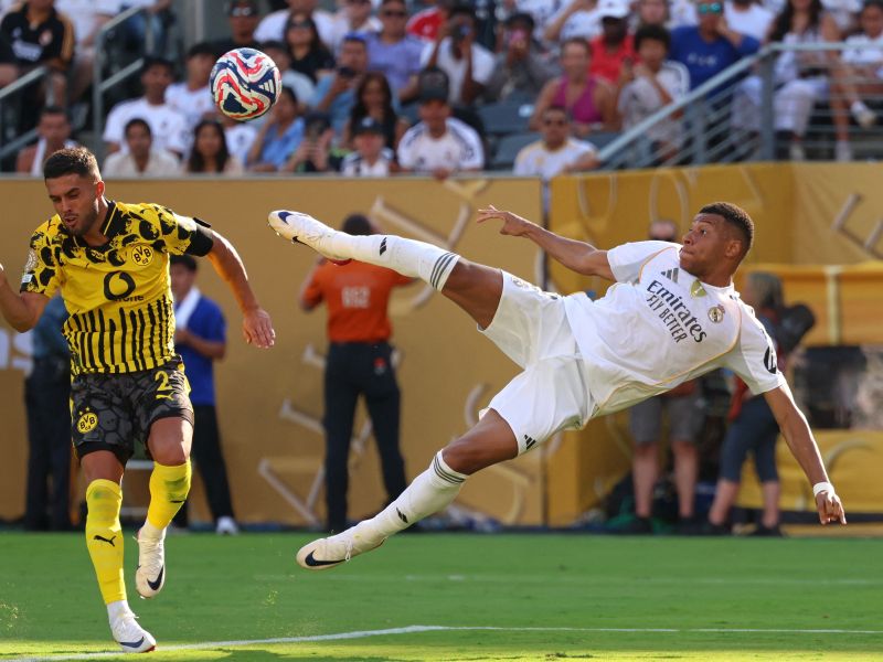 Poteza Kyliana Mbappeja osupnila nogometni svet: Real Madrid v težavah, nato pa ... (video)