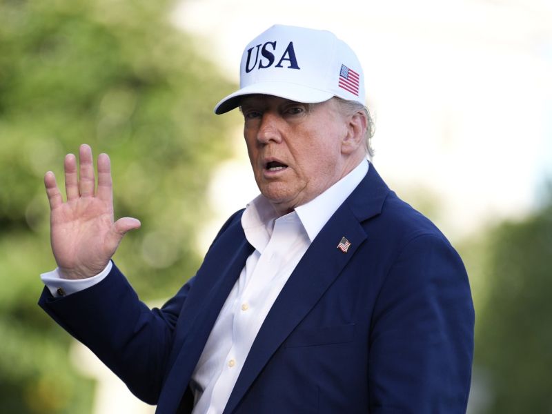 Trump Japonski in Južni Koreji grozi s 25-odstotnimi carinami