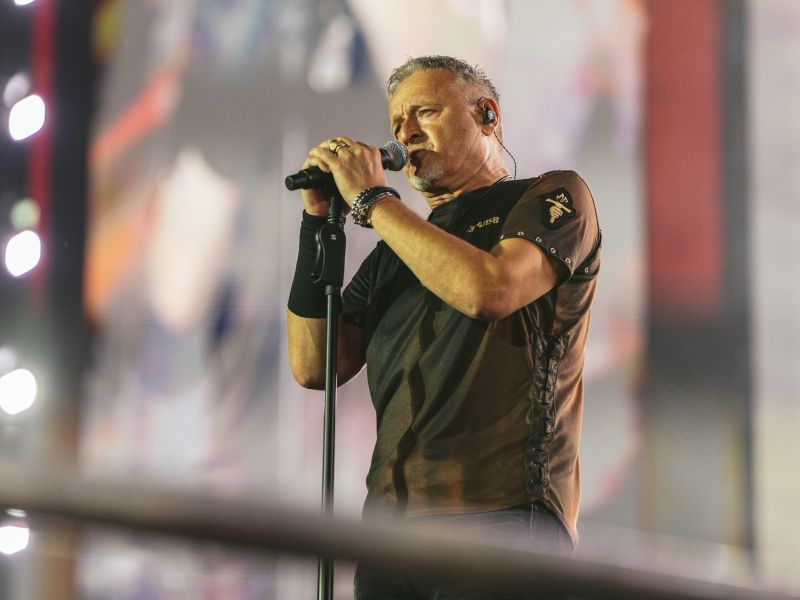 Zaradi Thompsona so ga odpustili, njegov zapis odmeva: Za pokojnega prijatelja sem ...
